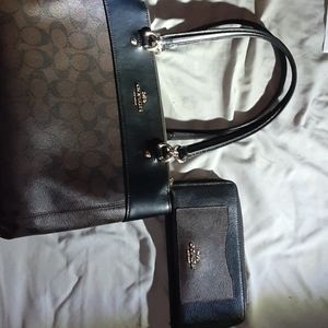 Coach purse w/ matching wallet